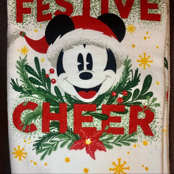 DISNEY MICKEY MOUSE “Festive Cheer” Christmas Kitchen Towels 2Pk - Picture 5 of 5